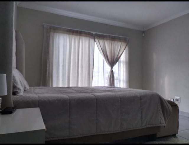 4 BEDROOM DUPLEX FOR SALE IN ALBERTSDAL